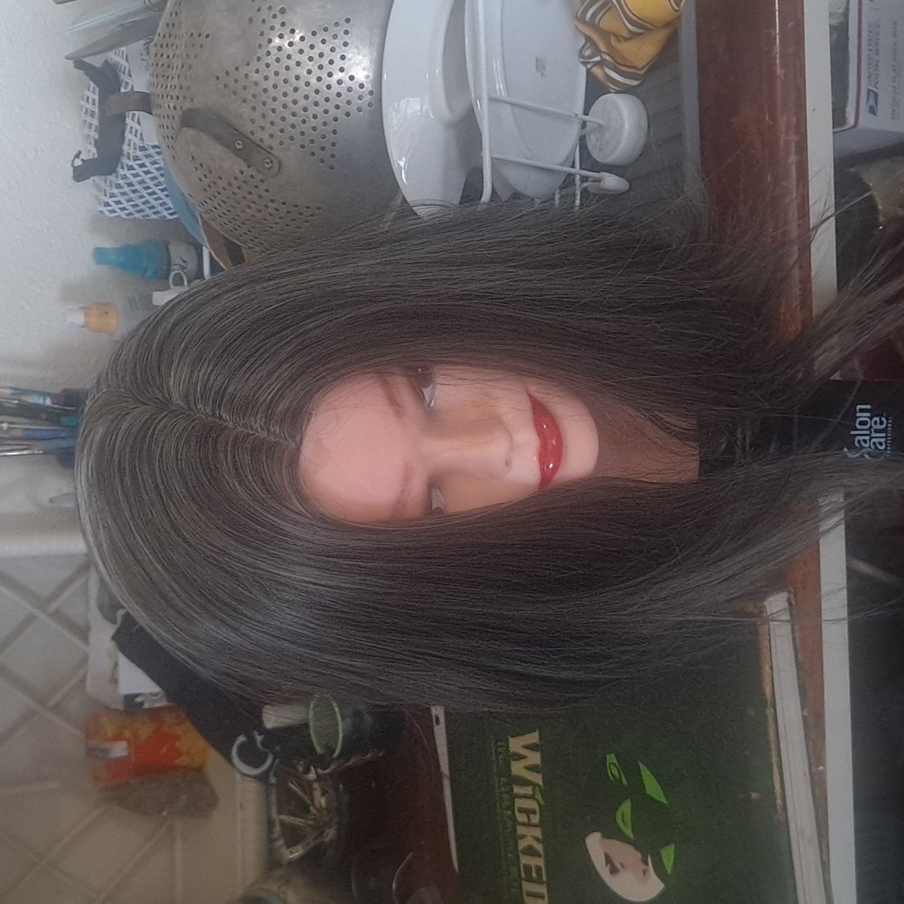 medium-length gray wig